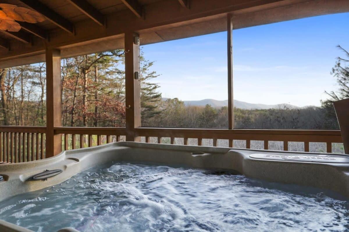 Mountain Views Hot Tub Firepit Close To Town Blue Ridge Exterior foto
