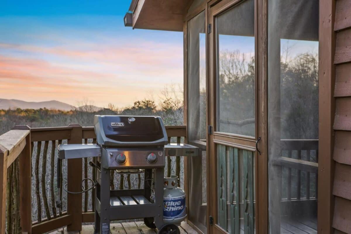 Mountain Views Hot Tub Firepit Close To Town Blue Ridge Exterior foto